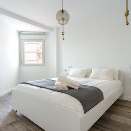 Plazamar Centro Apto 1 Dorm 3 Huesped Playa Wifi Torre Del Mar Luaran gambar