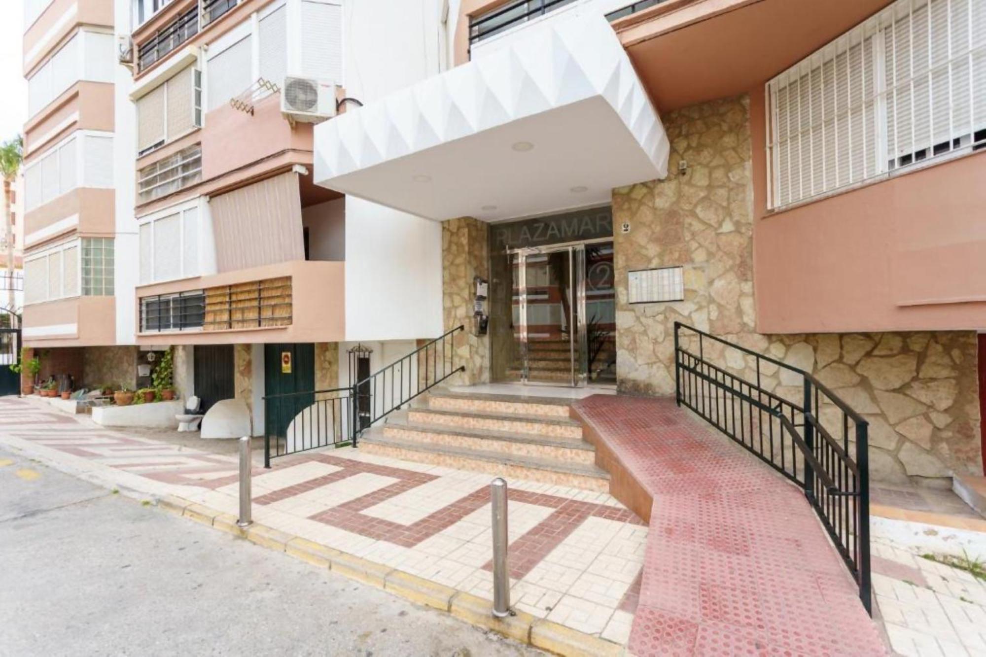 Plazamar Centro Apto 1 Dorm 3 Huesped Playa Wifi Torre Del Mar Luaran gambar