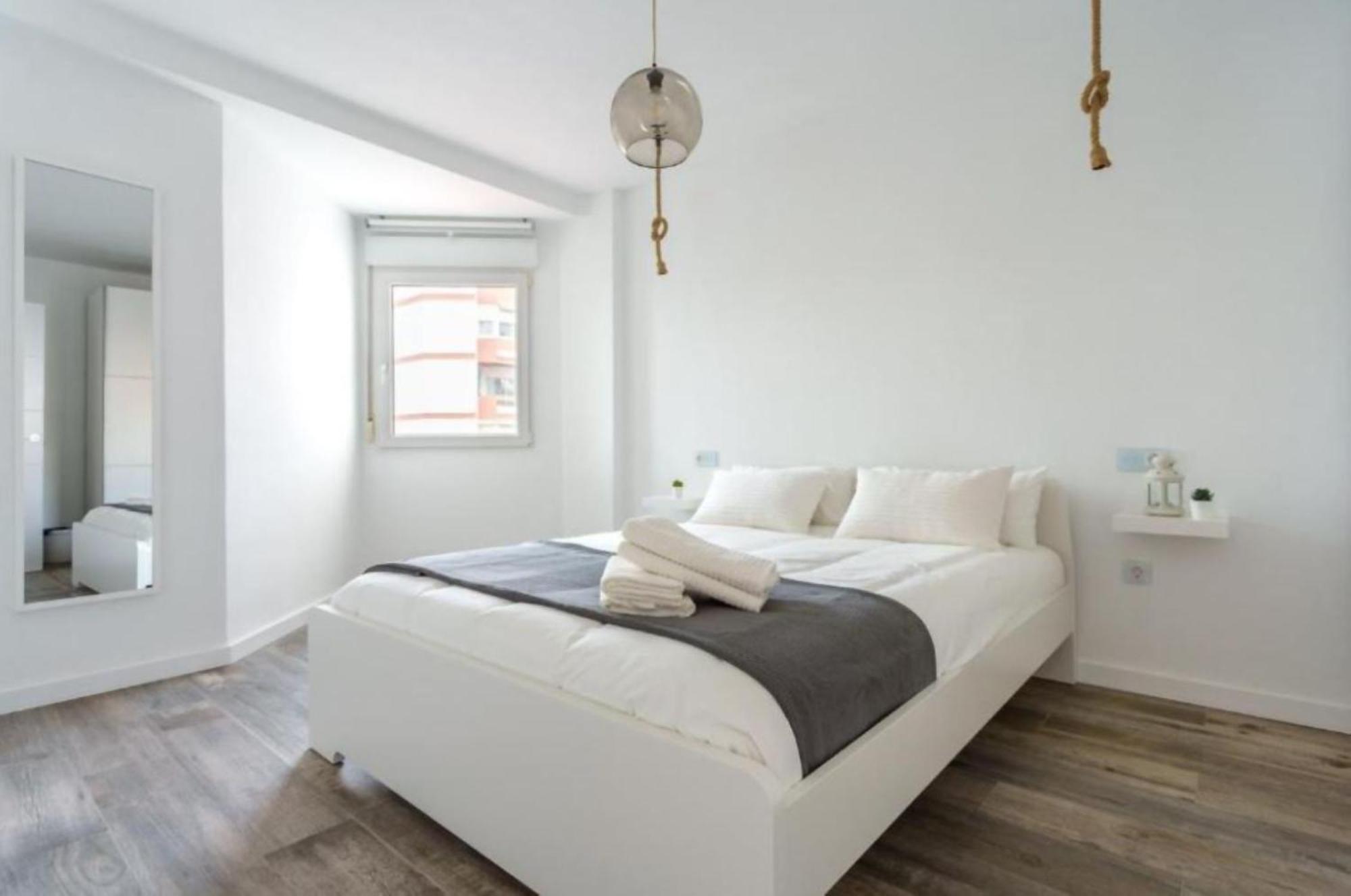 Plazamar Centro Apto 1 Dorm 3 Huesped Playa Wifi Torre Del Mar Luaran gambar
